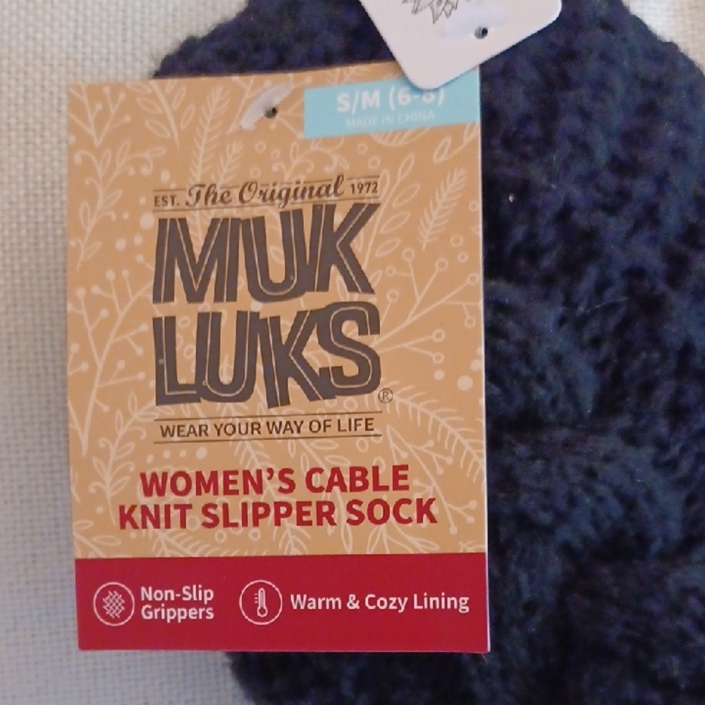 Muk Luks Black Knit Slipper Socks - Picture 4 of 6